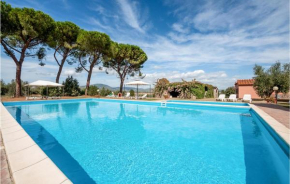 Awesome home in Casalappi with Outdoor swimming pool, WiFi and 2 Bedrooms, Casalappi